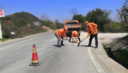 贵阳公路管理局全面恢复公路养护作业 保障公路安全畅通